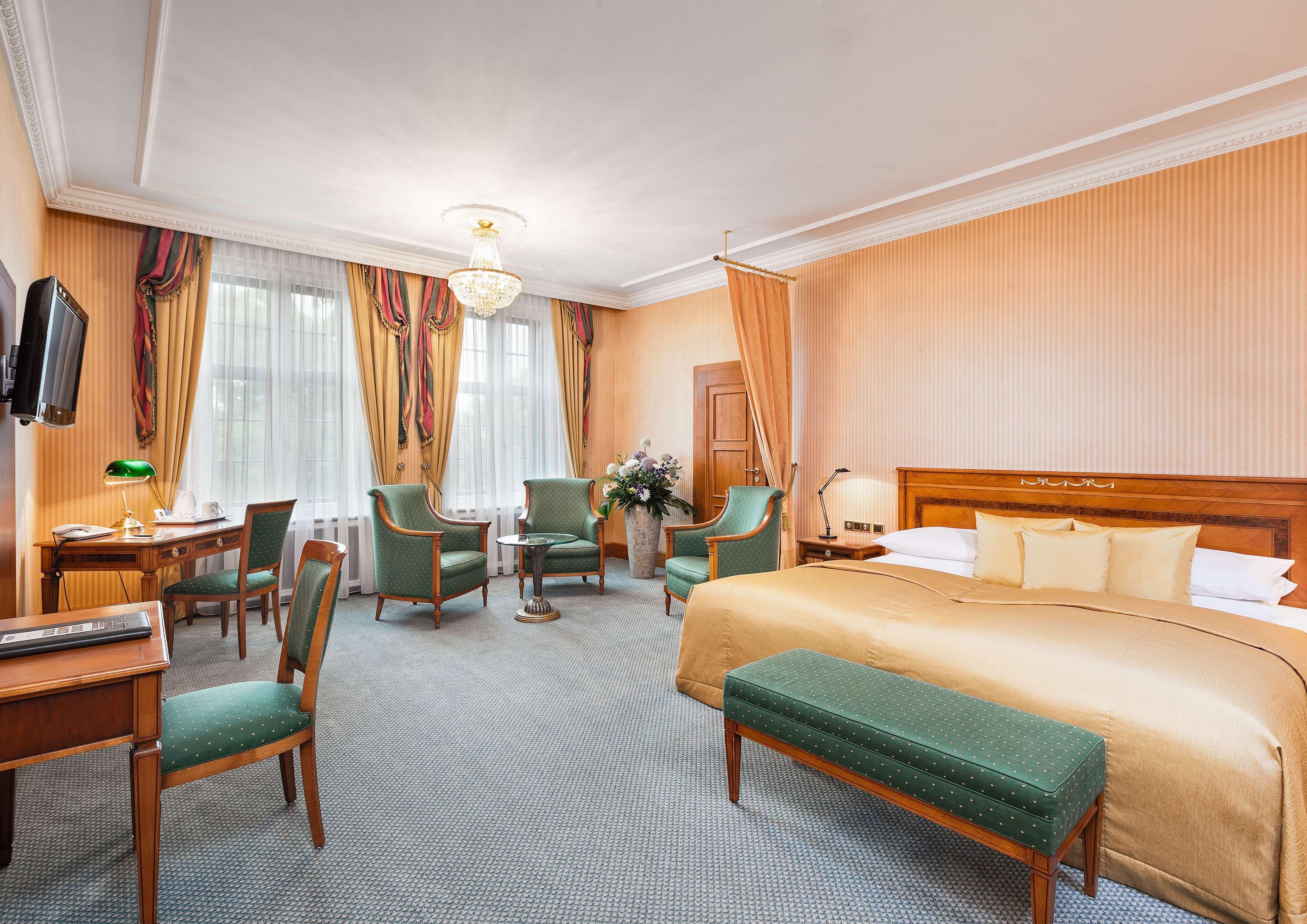 Best Western Premier Grand Hotel Russischer Hof Ваймар Екстериор снимка