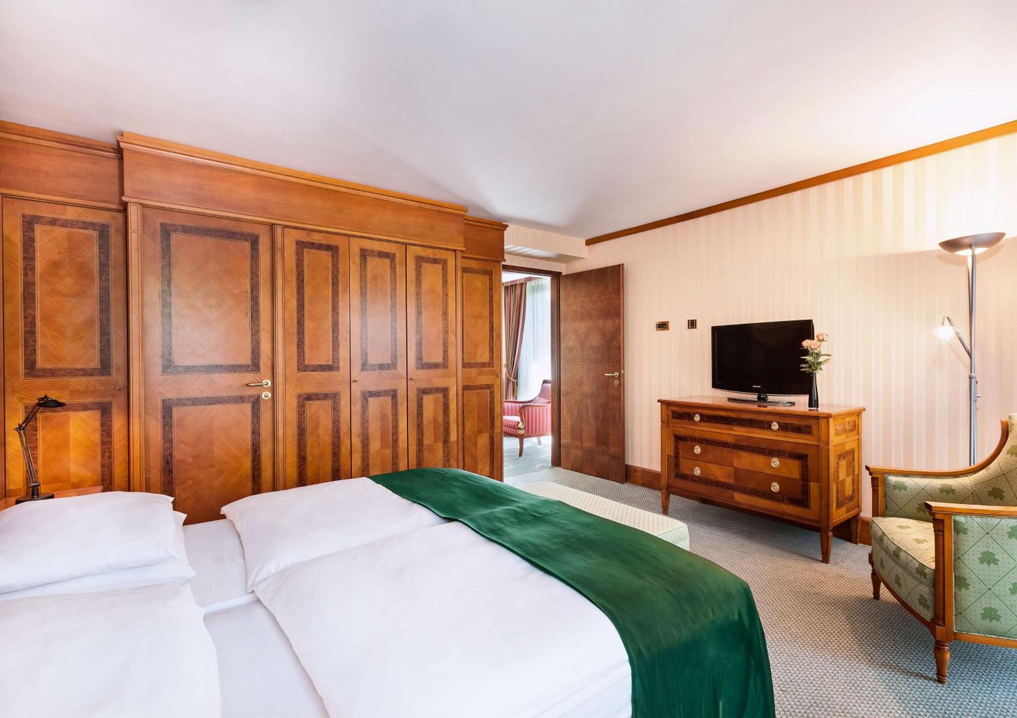 Best Western Premier Grand Hotel Russischer Hof Ваймар Екстериор снимка