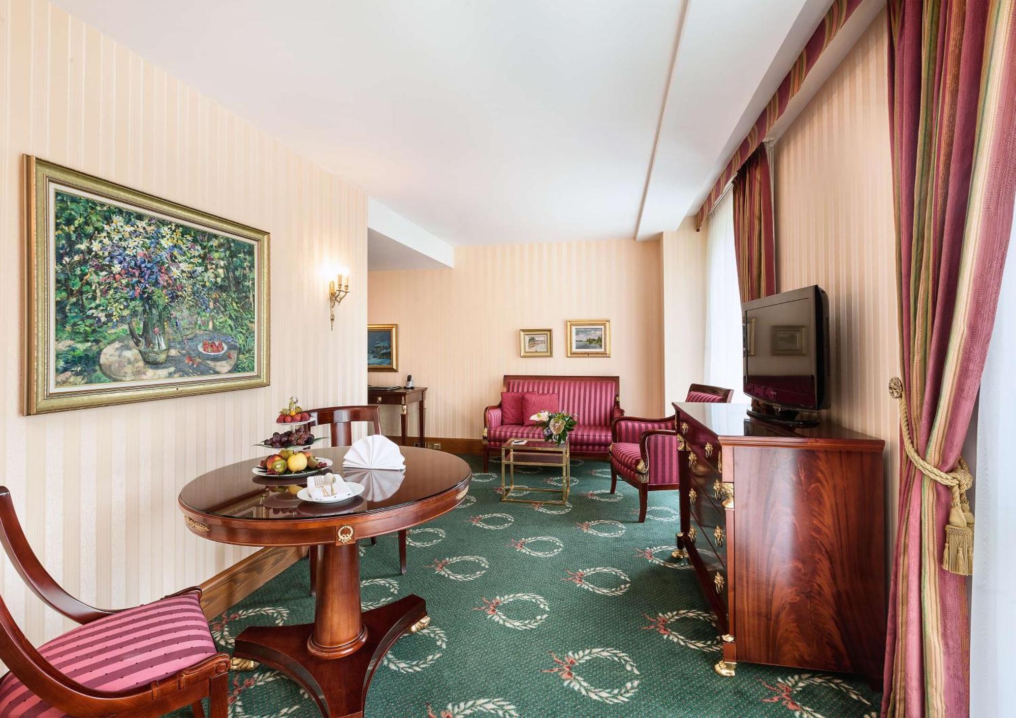 Best Western Premier Grand Hotel Russischer Hof Ваймар Екстериор снимка